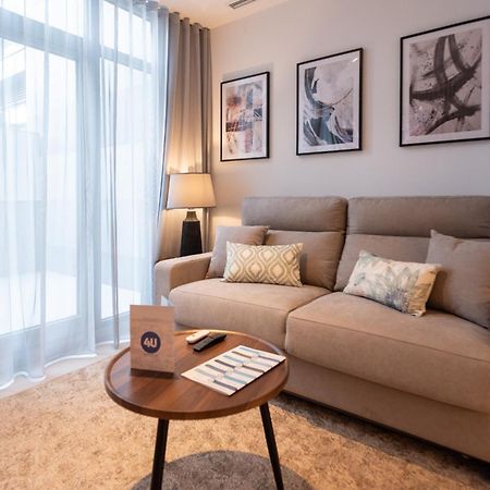Dorm4You Arena Terraza 04 Valencia Luaran gambar