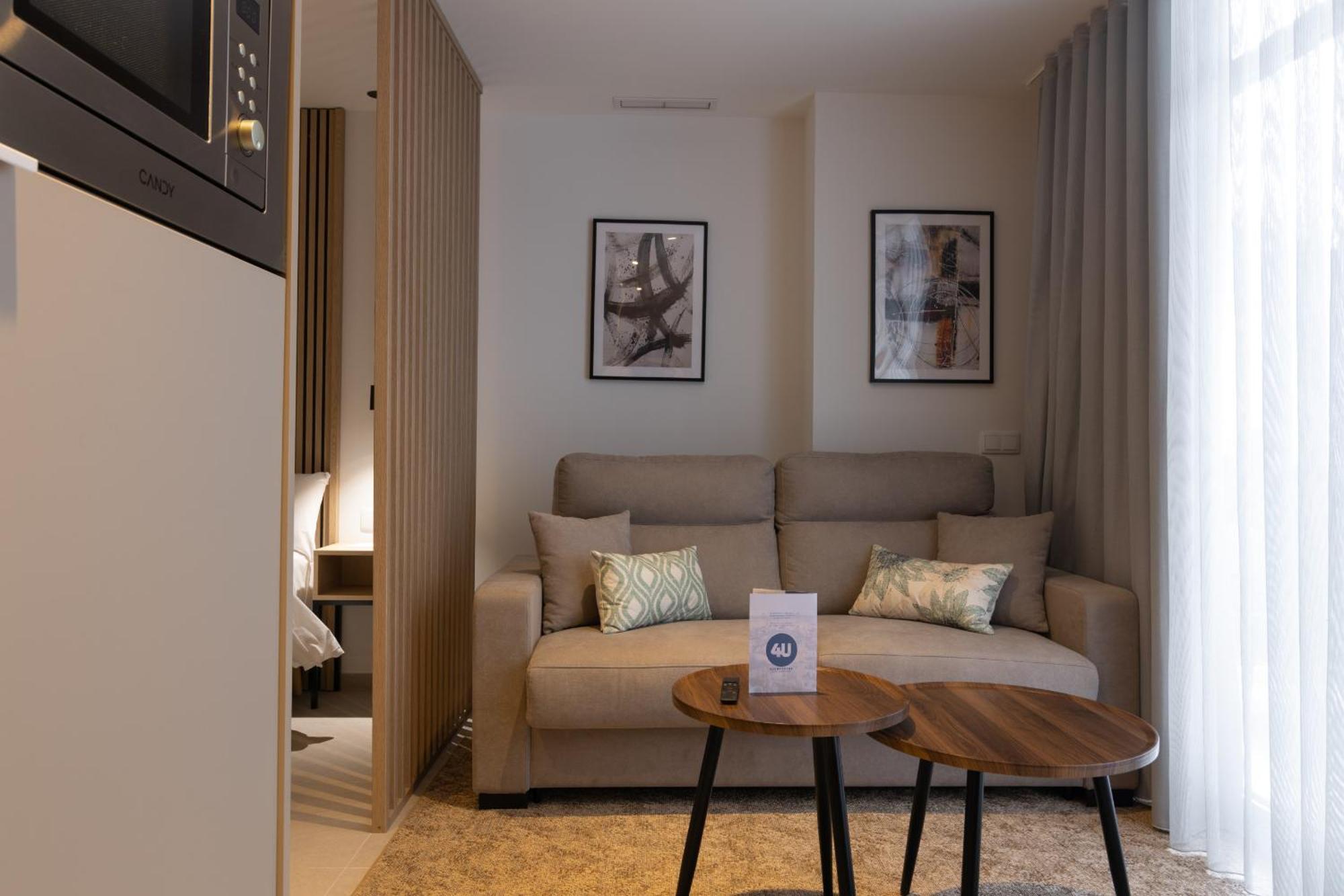 Dorm4You Arena Terraza 04 Valencia Luaran gambar