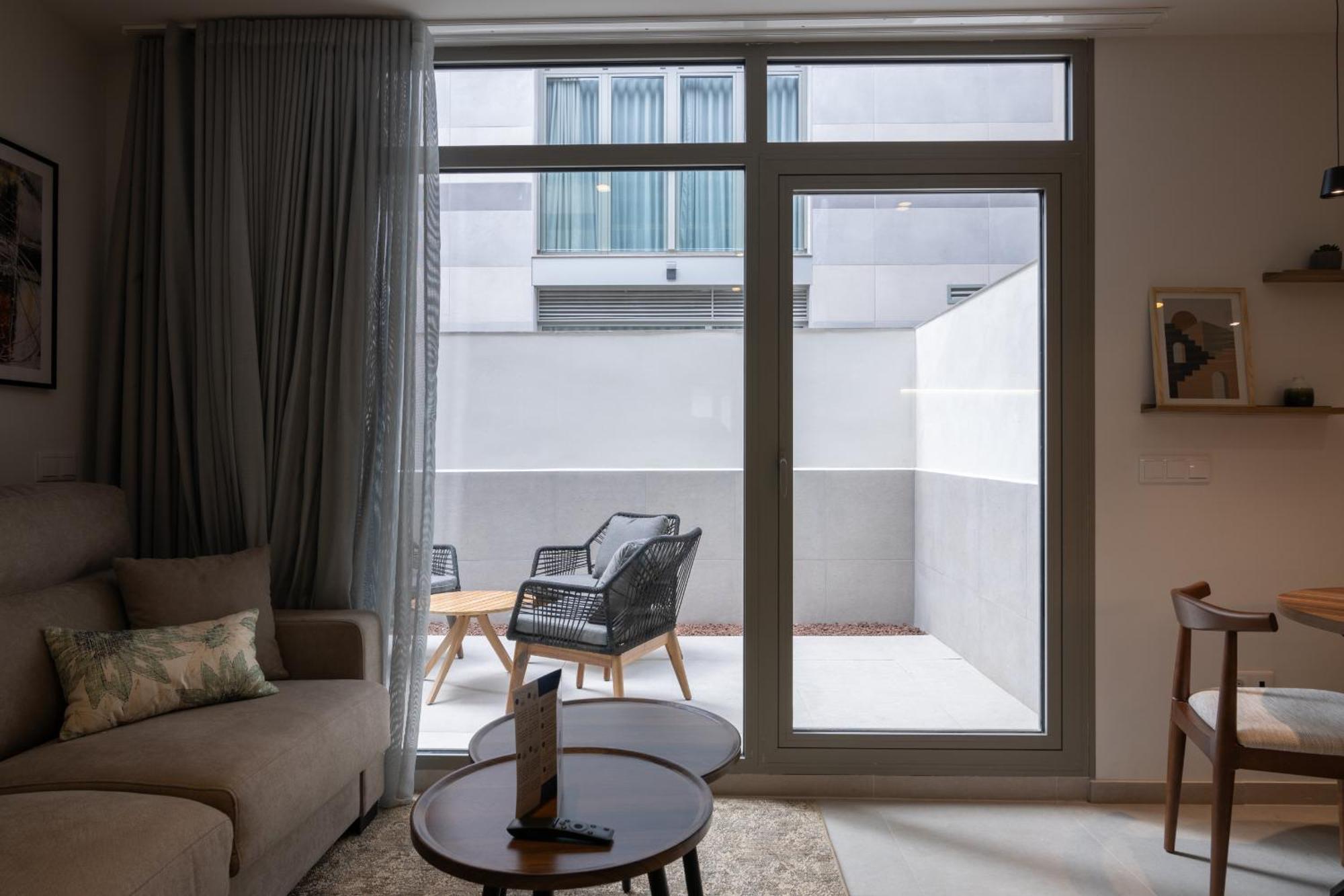 Dorm4You Arena Terraza 04 Valencia Luaran gambar