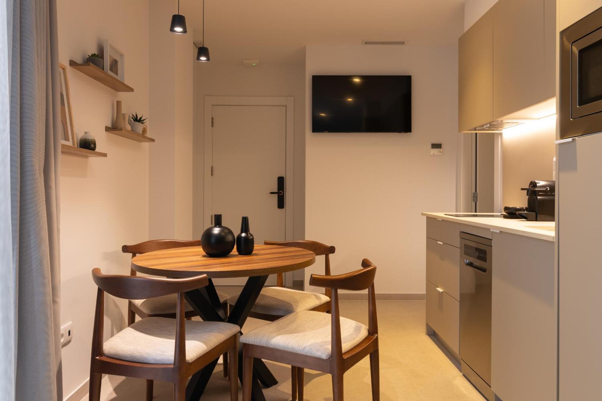 Dorm4You Arena Terraza 04 Valencia Luaran gambar