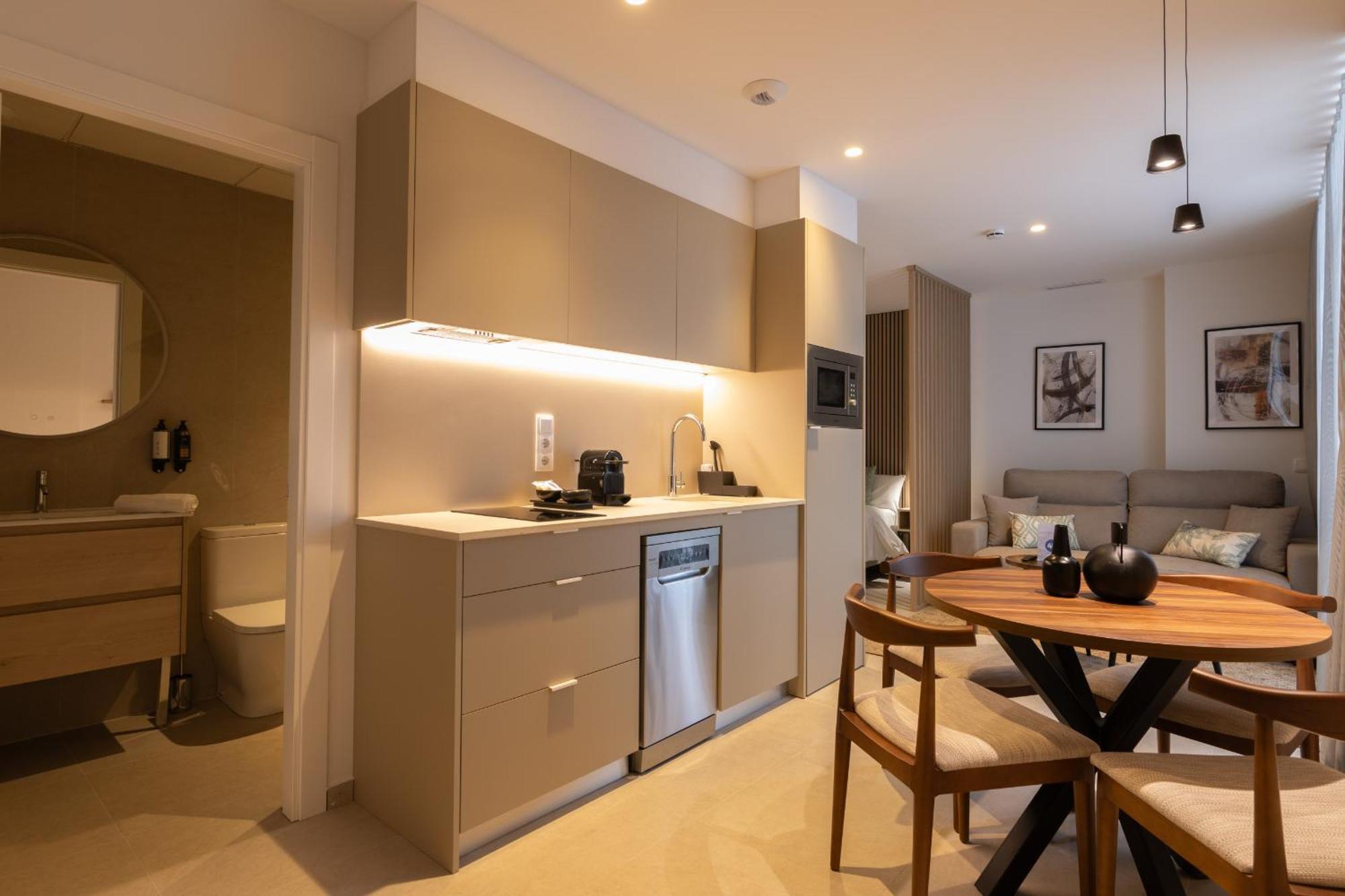 Dorm4You Arena Terraza 04 Valencia Luaran gambar